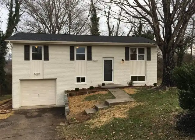 Property at 1318 Scotsbury Cir, Knoxville, TN, 37919, 4 beds, 2 baths, [object Object]