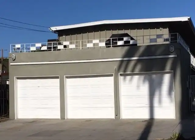 Property at 286 Kennebec Ave Unit 3, Long Beach, CA, 90803, 2 beds, 1 bath, [object Object]