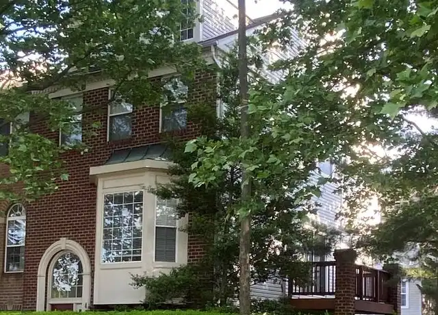 Property at 4070 Fountainside Ln, Fairfax, VA, 22030, 3 beds, 2.5 baths, [object Object]