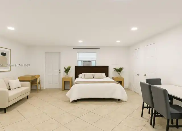 Property at 1041 NE 9th Ave Unit A1, Fort Lauderdale, FL, 33304, 0 beds, 1 bath, [object Object]
