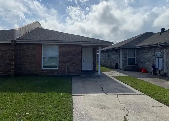 Property at 9016 Amour Dr, Chalmette, LA, 70043, 2 beds, 1 bath, [object Object]