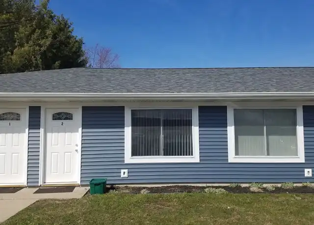 Property at 201 Hegler Ln Unit 4, Danville, IL, 61832, 1 bed, 1 bath, [object Object]