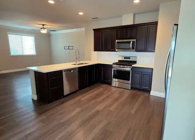 Property at 846 Congaree Ln, Redding, CA, 96001, 4 beds, 3 baths, [object Object]