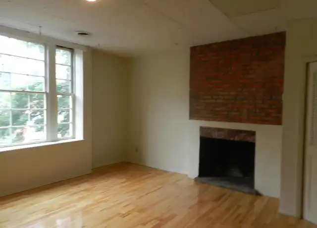 Property at 931 Spruce St Unit F, Philadelphia, PA, 19107, 1 bed, 1 bath, [object Object]