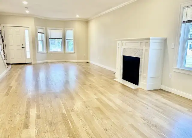Property at 185 Summer St Unit 185, Watertown, MA, 02472, 3 beds, 2.5 baths, [object Object]