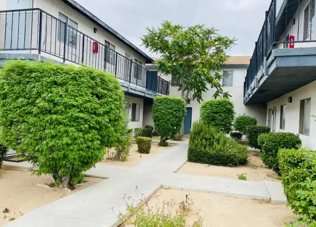 Property at 525 E Ridgecrest Blvd Unit 4, Ridgecrest, CA, 93555, 1 bed, 1 bath, [object Object]