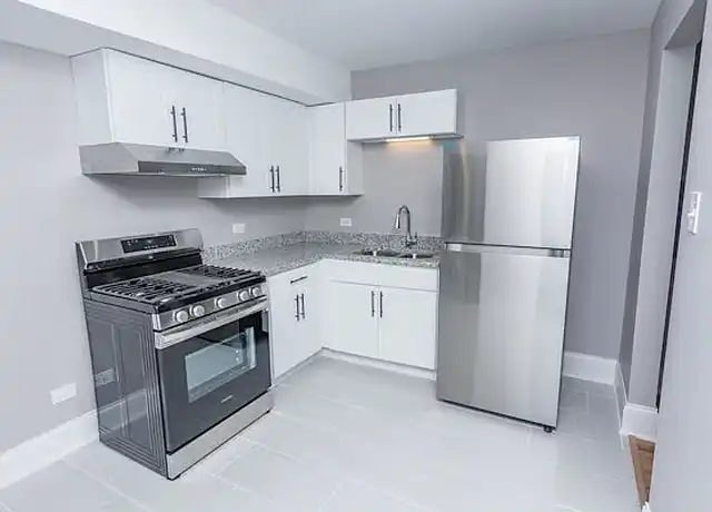 Property at 7421 S Yates Boulevard - 7421 S Yates Blvd, Chicago, IL, 60649, 1 bed, 1 bath, [object Object]