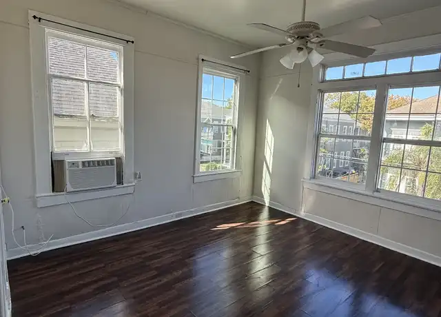 Property at 4000 Prytania St Unit Q, New Orleans, LA, 70115, 0 beds, 1 bath, [object Object]