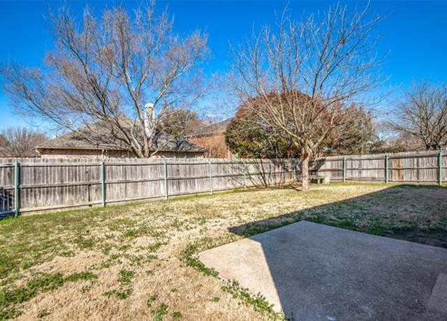 Photo of 5121 Timber Park Dr, Flower Mound, TX 75028