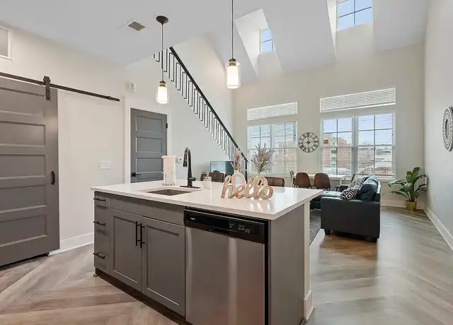 Property at Discovery Park Place - 530 E Rich St, Columbus, OH, 43215, 1-2 bed, 1-2 bath, [object Object]