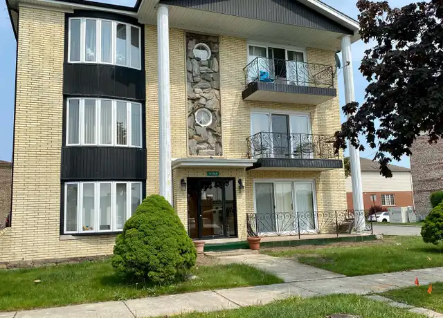 Property at 11255 S Roberts Rd Unit 3N, Palos Hills, IL, 60465, 2 beds, 1 bath, [object Object]