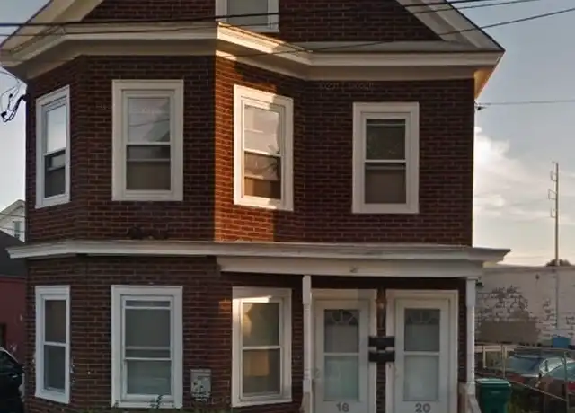 Property at 18 Olney St Unit 18, Lowell, MA, 01852, 2 beds, 1 bath, [object Object]
