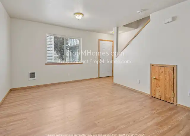 Property at 2338 SE 89th Ave Unit C, Portland, OR, 97216, 2 beds, 1.5 baths, [object Object]