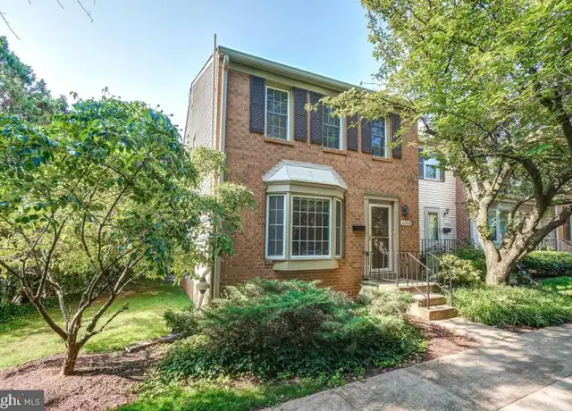 Property at 6350 Montrose Rd #6310, Rockville, MD, 20852, 3 beds, 2.5 baths, [object Object]