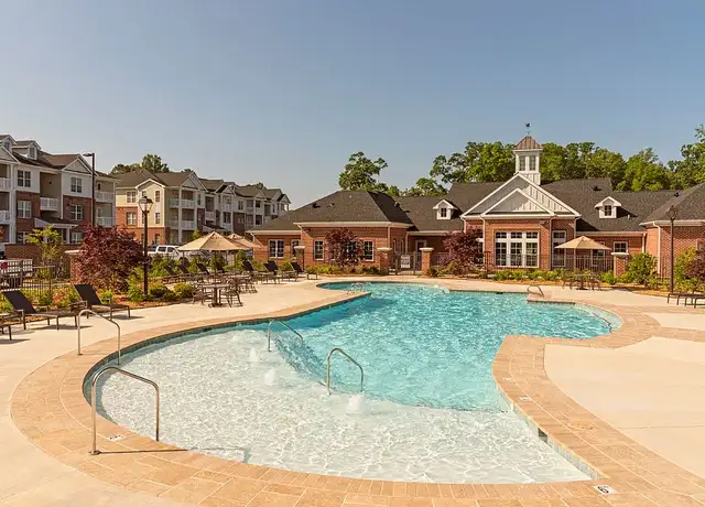 Photo of 5000 Honeysuckle Ln, Chesapeake, VA 23321