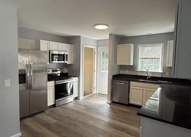 Property at 22 Boyden St Unit 2, Worcester, MA, 01610, 4 beds, 2 baths, [object Object]