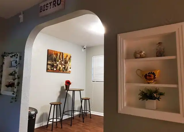 Property at 7203 Rhode Island Dr W, Jacksonville, FL, 32209, 1 bed, 1 bath, [object Object]