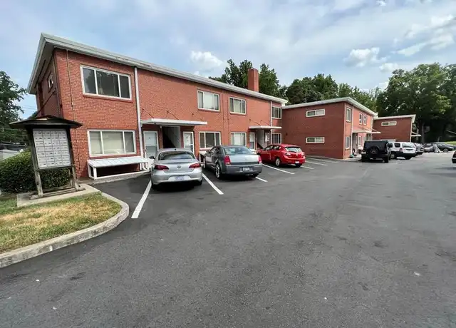 Property at 1900 Queen St Unit A8, Winston-Salem, NC, 27103, 1 bed, 1 bath, [object Object]