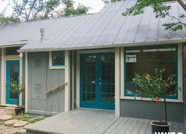 Property at 516 E Guenther St Unit D, San Antonio, TX, 78210, 1 bed, 1 bath, [object Object]
