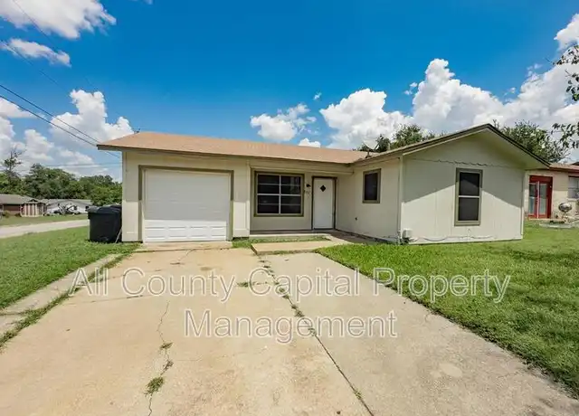 Property at 802 E Irvin Ave, Temple, TX, 76501, 3 beds, 1 bath, [object Object]