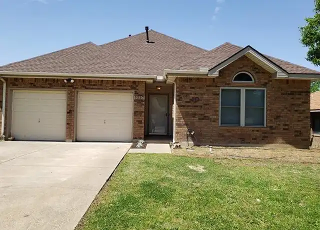 Property at 3227 Crystal Brook Ct, Grand Prairie, TX, 75052, 3 beds, 2 baths, [object Object]