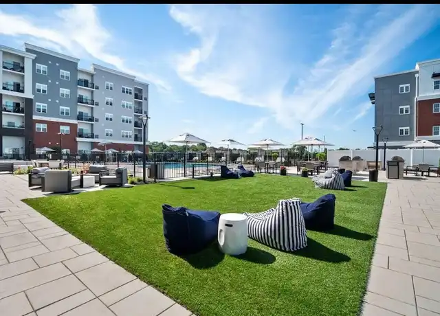 Property at 226 W Fort Lee Rd Unit 2-1, Bogota, NJ, 07603, 1 bed, 1 bath, [object Object]