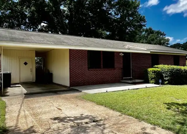Property at 303 Camellia Dr, Enterprise, AL, 36330, 3 beds, 2 baths, [object Object]