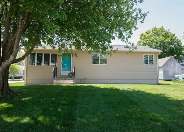 Property at 15 Treasure Rd, Narragansett, RI, 02882, 3 beds, 1 bath, [object Object]