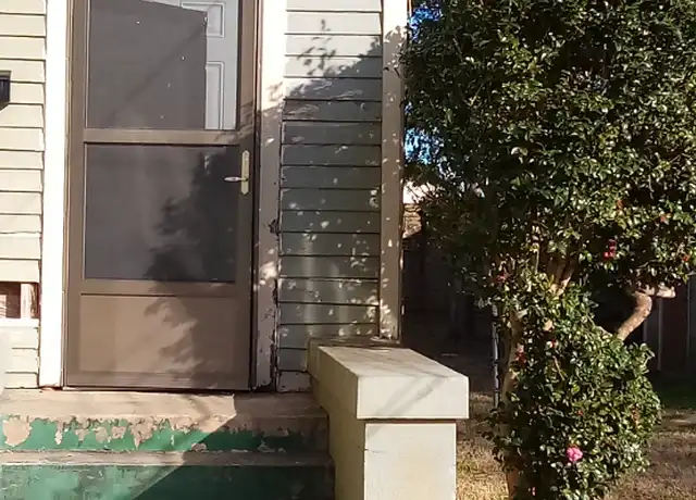 Property at 621 Lafayette St, Lafayette, LA, 70501, 1 bed, 1 bath, [object Object]