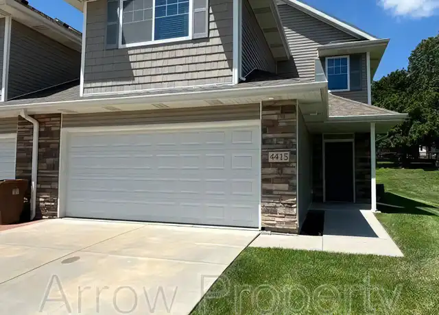 Property at 4415 N 18th St, Lincoln, NE, 68521, 3 beds, 2.5 baths, [object Object]