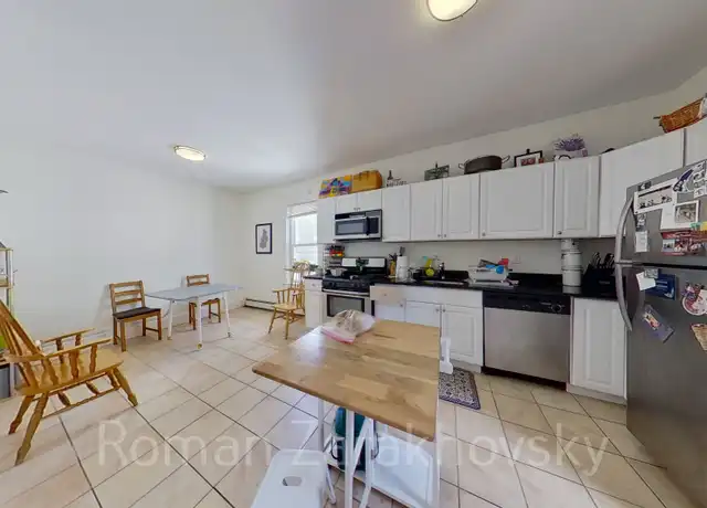 Property at 231 Charles St Unit 8, Cambridge, MA, 02141, 3 beds, 1 bath, [object Object]