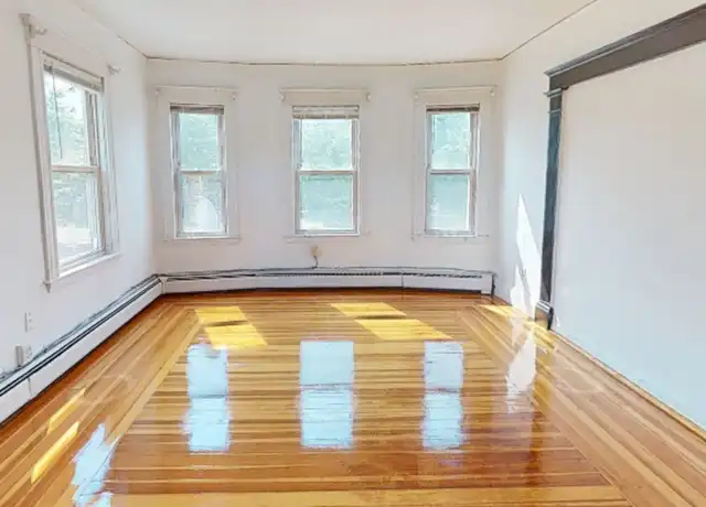 Property at 1011 Washington St Unit 2, Newton, MA, 02460, 1 bed, 1 bath, [object Object]