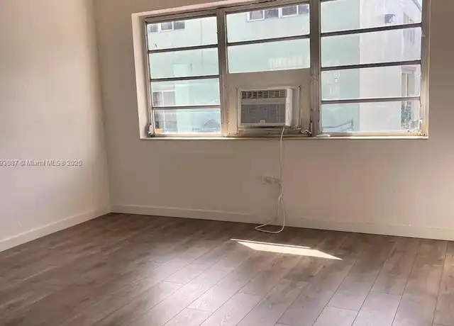 Property at 740 SW 7th St Unit 3, Miami, FL, 33130, 1 bed, 1 bath, [object Object]