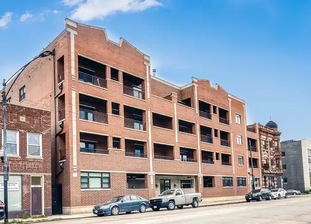 Property at 2904 W Belmont Ave Unit 203, Chicago, IL, 60618, 3 beds, 2 baths, [object Object]
