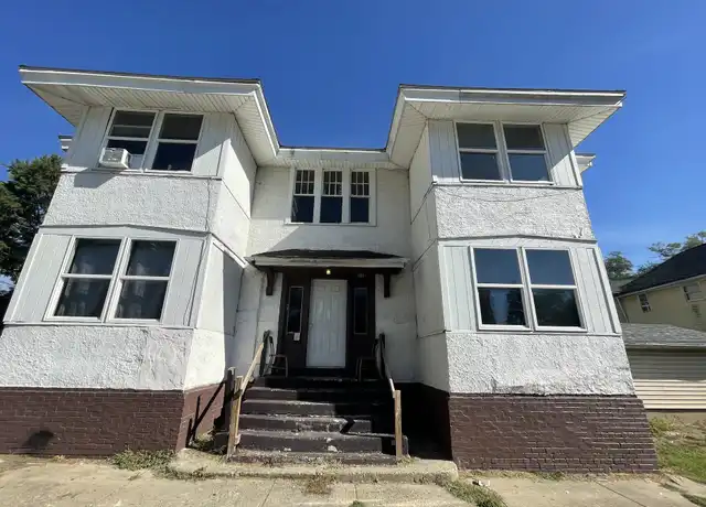Property at 107 E Davis St Unit 4, Danville, IL, 61832, 2 beds, 1 bath, [object Object]
