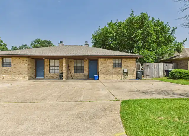 Property at 812 San Benito Dr, College Station, TX, 77845, 2 beds, 1.5 baths, [object Object]