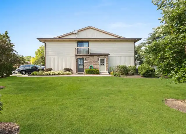 Property at 821 Dighton Ln, Schaumburg, IL, 60173, 2 beds, 1.5 baths, [object Object]