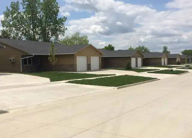Property at Osceola Heights - 915 Blakes Ln, Osceola, IA, 50213, 3 beds, 1-2 bath, [object Object]