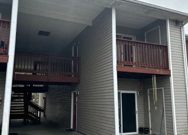 Property at 4109 Blue Lick Ct Unit 6, Louisville, KY, 40229, 2 beds, 1 bath, [object Object]