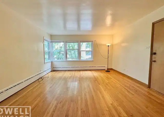Property at 715 W Buena Ave, Chicago, IL, 60613, 2 beds, 1 bath, [object Object]