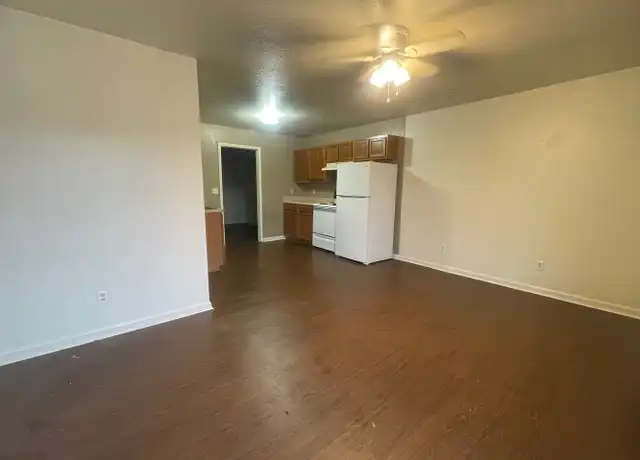 Property at 1708 Brooklyn Dr Unit 1734-C, Murray, KY, 42071, 1 bed, 1 bath, [object Object]