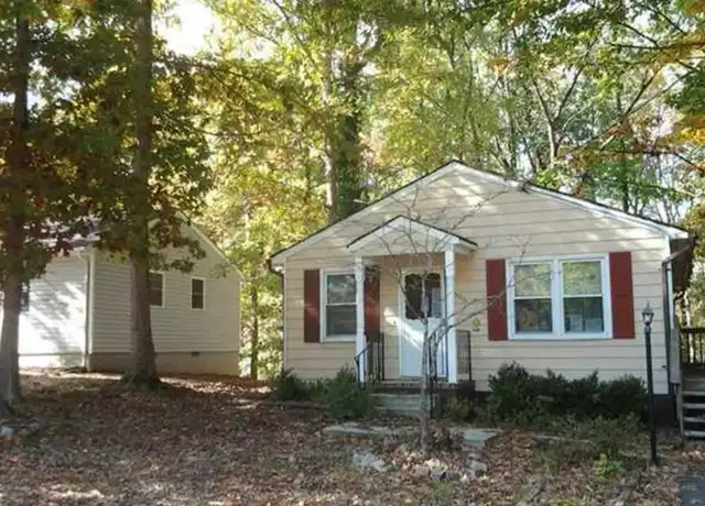 Property at 3216 Sylvania Rd, Chester, VA, 23831, 3 beds, 1 bath, [object Object]