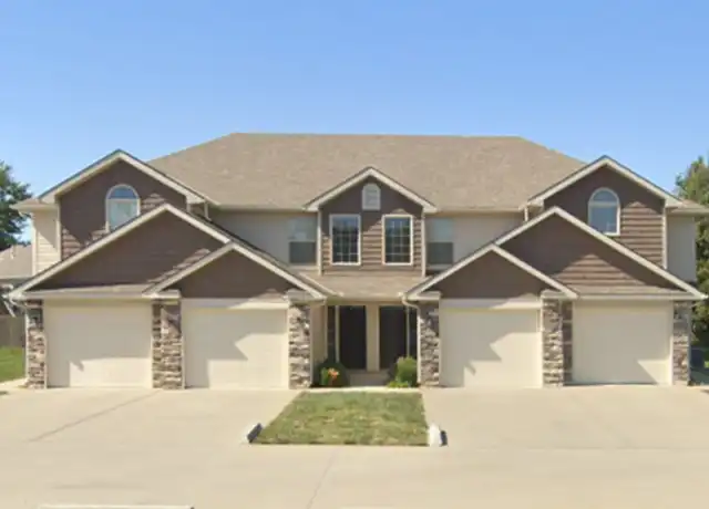 Property at 510 N Foxridge Dr, Raymore, MO, 64083, 3 beds, 2.5 baths, [object Object]