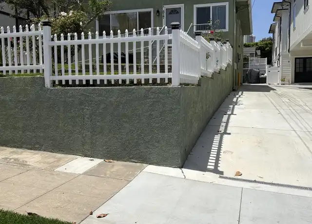 Property at 517 N Irena Ave Unit B, Redondo Beach, CA, 90277, 2 beds, 1 bath, [object Object]