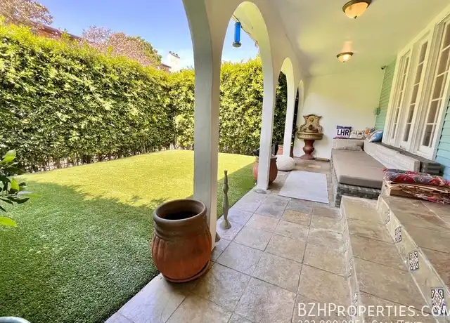 Property at 708 Westmount Dr, West Hollywood, CA, 90069, 2 beds, 2.5 baths, [object Object]