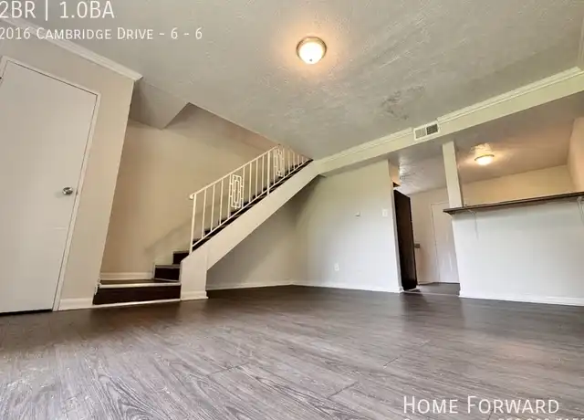 Property at 2016 Cambridge Dr Unit 6, Lexington, KY, 40504, 2 beds, 1 bath, [object Object]