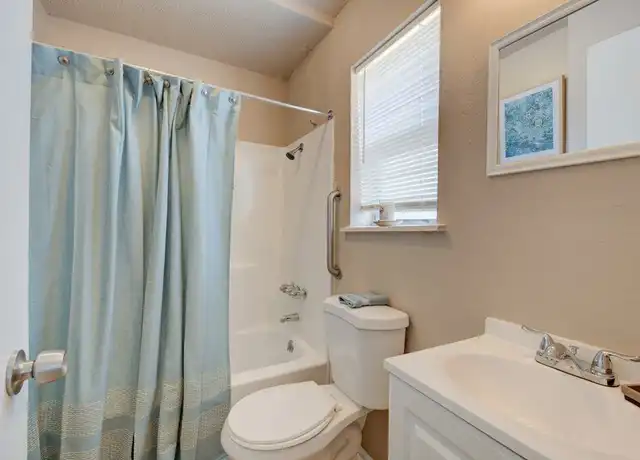 Property at 321 Verne St Unit 404, San Antonio, TX, 78221, 0 beds, 1 bath, [object Object]