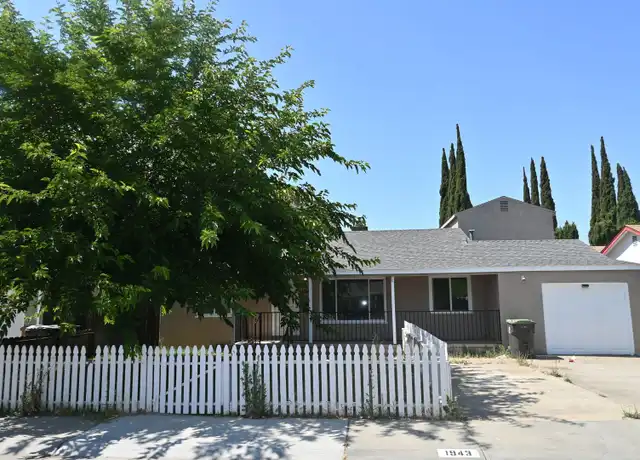 Property at 1943 W Sonoma Ave, Stockton, CA, 95204, 4 beds, 3 baths, [object Object]