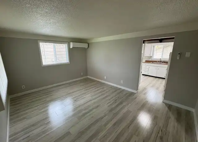 Property at 793 Hawthorne Ave NE Unit 813, Salem, OR, 97301, 2 beds, 1 bath, [object Object]