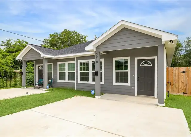 Property at 301 Owens St Unit B, Houston, TX, 77029, 3 beds, 2 baths, [object Object]